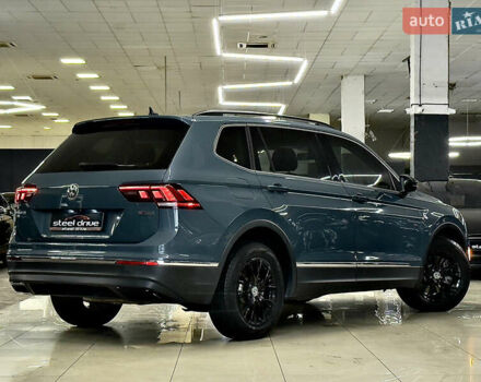 Синій Фольксваген Тігуан, об'ємом двигуна 1.98 л та пробігом 92 тис. км за 23499 $, фото 2 на Automoto.ua
