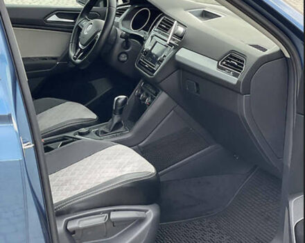 Синий Фольксваген Тигуан, объемом двигателя 2 л и пробегом 117 тыс. км за 18000 $, фото 12 на Automoto.ua