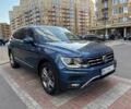 Синий Фольксваген Тигуан, объемом двигателя 2 л и пробегом 124 тыс. км за 23500 $, фото 2 на Automoto.ua