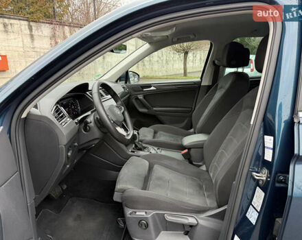 Синій Фольксваген Тігуан, об'ємом двигуна 2 л та пробігом 189 тис. км за 31999 $, фото 70 на Automoto.ua