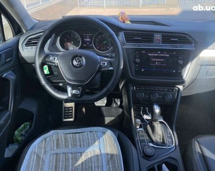 Синій Фольксваген Тігуан, об'ємом двигуна 2 л та пробігом 35 тис. км за 28000 $, фото 18 на Automoto.ua
