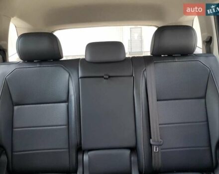 Синій Фольксваген Тігуан, об'ємом двигуна 1.98 л та пробігом 131 тис. км за 4600 $, фото 9 на Automoto.ua