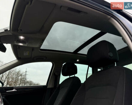 Синий Фольксваген Тигуан, объемом двигателя 2 л и пробегом 157 тыс. км за 30899 $, фото 25 на Automoto.ua