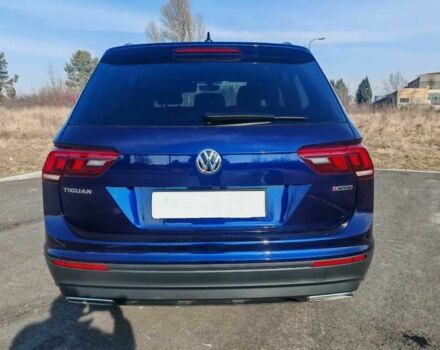 Синий Фольксваген Тигуан, объемом двигателя 2 л и пробегом 121 тыс. км за 12400 $, фото 5 на Automoto.ua