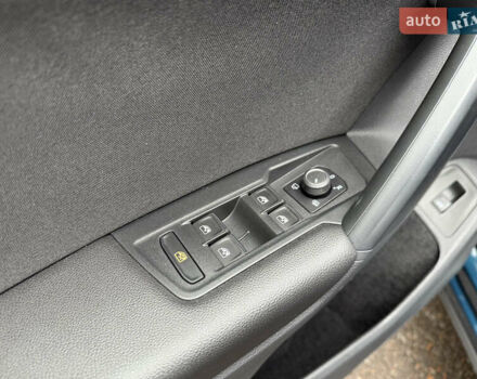 Синий Фольксваген Тигуан, объемом двигателя 2 л и пробегом 189 тыс. км за 31999 $, фото 34 на Automoto.ua