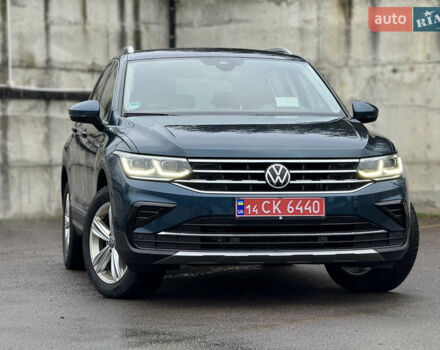 Синій Фольксваген Тігуан, об'ємом двигуна 2 л та пробігом 189 тис. км за 31999 $, фото 4 на Automoto.ua