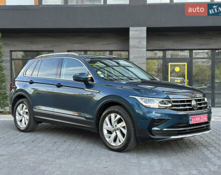 Синий Фольксваген Тигуан, объемом двигателя 2 л и пробегом 107 тыс. км за 33500 $, фото 4 на Automoto.ua