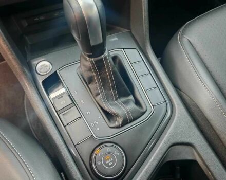 Синий Фольксваген Тигуан, объемом двигателя 2 л и пробегом 121 тыс. км за 12400 $, фото 13 на Automoto.ua