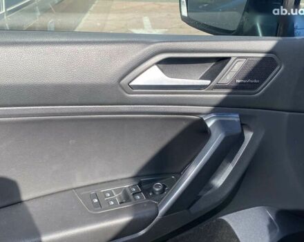 Синій Фольксваген Тігуан, об'ємом двигуна 2 л та пробігом 35 тис. км за 28000 $, фото 15 на Automoto.ua