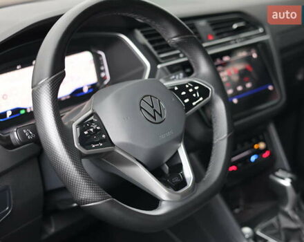 Синий Фольксваген Тигуан, объемом двигателя 1.98 л и пробегом 63 тыс. км за 38000 $, фото 26 на Automoto.ua