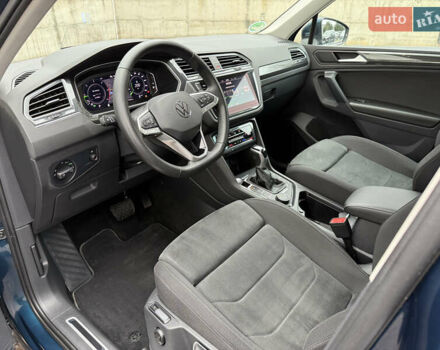 Синий Фольксваген Тигуан, объемом двигателя 2 л и пробегом 189 тыс. км за 31999 $, фото 36 на Automoto.ua
