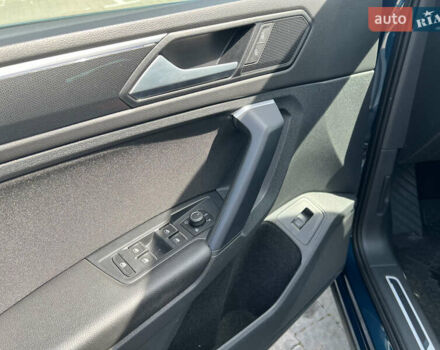 Синій Фольксваген Тігуан, об'ємом двигуна 2 л та пробігом 50 тис. км за 34000 $, фото 9 на Automoto.ua