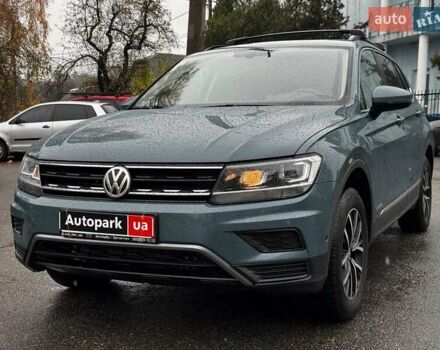 Синий Фольксваген Тигуан, объемом двигателя 2 л и пробегом 74 тыс. км за 21990 $, фото 3 на Automoto.ua