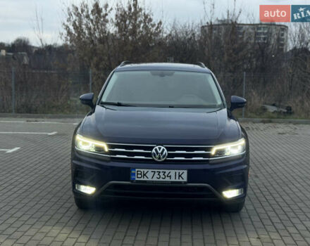 Синий Фольксваген Тигуан, объемом двигателя 1.98 л и пробегом 71 тыс. км за 20500 $, фото 2 на Automoto.ua