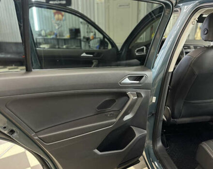 Синий Фольксваген Тигуан, объемом двигателя 0 л и пробегом 74 тыс. км за 22900 $, фото 15 на Automoto.ua