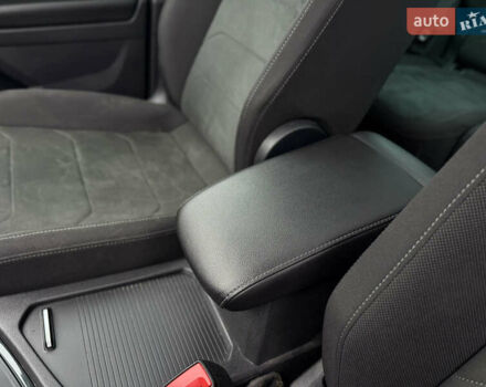 Синий Фольксваген Тигуан, объемом двигателя 2 л и пробегом 157 тыс. км за 30899 $, фото 28 на Automoto.ua