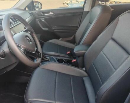 Синий Фольксваген Тигуан, объемом двигателя 2 л и пробегом 121 тыс. км за 12400 $, фото 10 на Automoto.ua