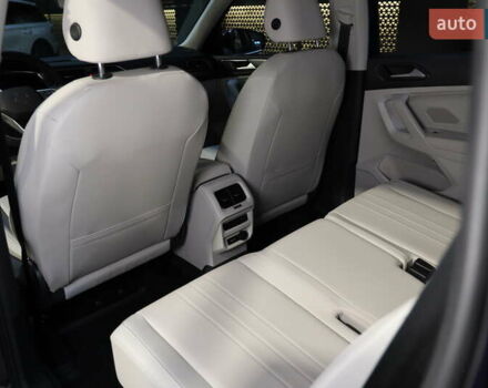 Синий Фольксваген Тигуан, объемом двигателя 1.98 л и пробегом 9 тыс. км за 23700 $, фото 37 на Automoto.ua