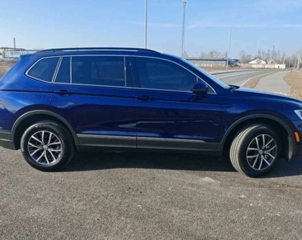 Синий Фольксваген Тигуан, объемом двигателя 2 л и пробегом 121 тыс. км за 12400 $, фото 2 на Automoto.ua