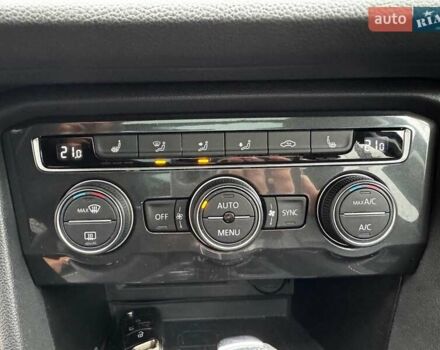 Синий Фольксваген Тигуан, объемом двигателя 2 л и пробегом 74 тыс. км за 21990 $, фото 40 на Automoto.ua