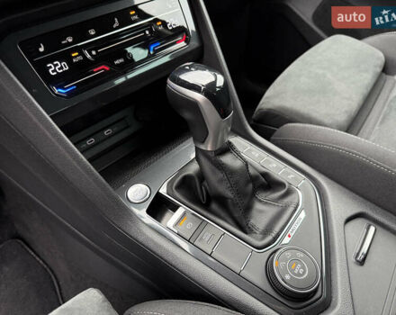 Синій Фольксваген Тігуан, об'ємом двигуна 2 л та пробігом 189 тис. км за 31999 $, фото 74 на Automoto.ua