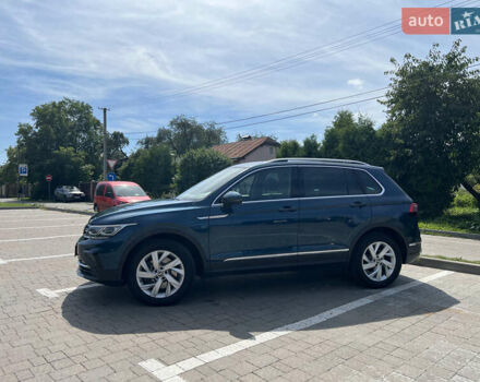 Синій Фольксваген Тігуан, об'ємом двигуна 2 л та пробігом 50 тис. км за 34000 $, фото 2 на Automoto.ua