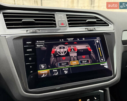 Синий Фольксваген Тигуан, объемом двигателя 2 л и пробегом 189 тыс. км за 31999 $, фото 109 на Automoto.ua