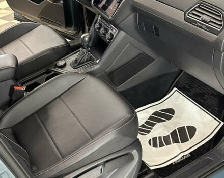 Синий Фольксваген Тигуан, объемом двигателя 0 л и пробегом 74 тыс. км за 22900 $, фото 6 на Automoto.ua