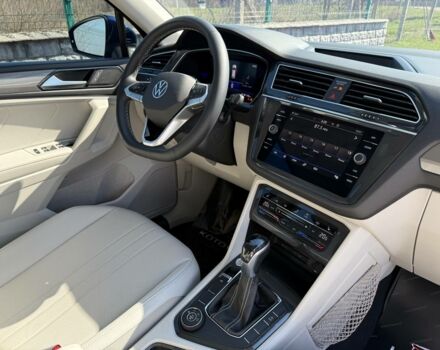 Синій Фольксваген Тігуан, об'ємом двигуна 2 л та пробігом 57 тис. км за 27500 $, фото 8 на Automoto.ua