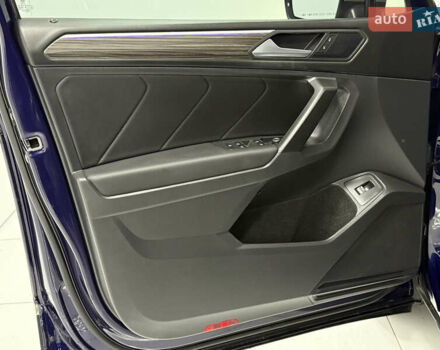 Синий Фольксваген Тигуан, объемом двигателя 2 л и пробегом 10 тыс. км за 35900 $, фото 32 на Automoto.ua