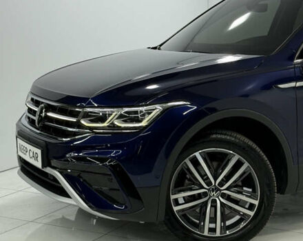 Синий Фольксваген Тигуан, объемом двигателя 2 л и пробегом 10 тыс. км за 35900 $, фото 3 на Automoto.ua