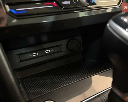 Синий Фольксваген Тигуан, объемом двигателя 1.97 л и пробегом 21 тыс. км за 33722 $, фото 19 на Automoto.ua