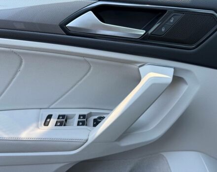 Синій Фольксваген Тігуан, об'ємом двигуна 2 л та пробігом 57 тис. км за 27500 $, фото 15 на Automoto.ua