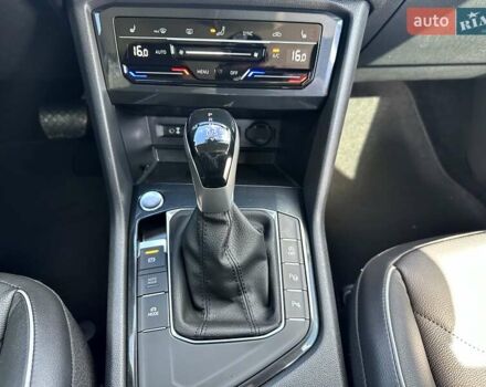 Синій Фольксваген Тігуан, об'ємом двигуна 2 л та пробігом 15 тис. км за 35500 $, фото 9 на Automoto.ua