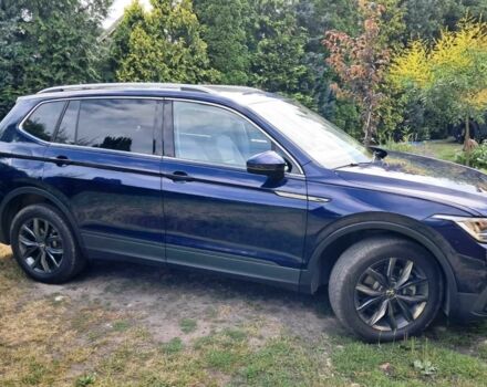 Синий Фольксваген Тигуан, объемом двигателя 2 л и пробегом 50 тыс. км за 19000 $, фото 3 на Automoto.ua