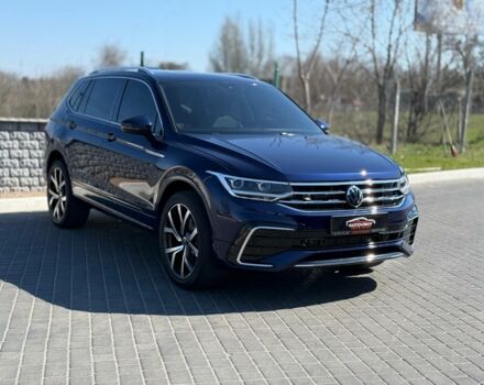 Синій Фольксваген Тігуан, об'ємом двигуна 2 л та пробігом 57 тис. км за 27500 $, фото 4 на Automoto.ua