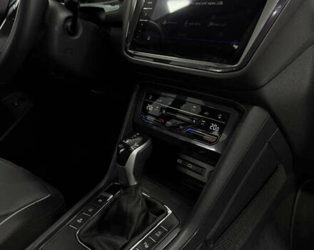 Синий Фольксваген Тигуан, объемом двигателя 2 л и пробегом 10 тыс. км за 35900 $, фото 29 на Automoto.ua