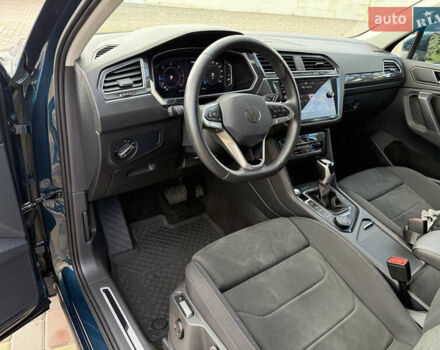 Синій Фольксваген Тігуан, об'ємом двигуна 1.97 л та пробігом 48 тис. км за 38200 $, фото 26 на Automoto.ua