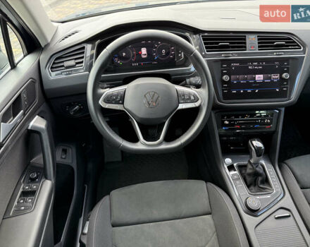 Синій Фольксваген Тігуан, об'ємом двигуна 1.97 л та пробігом 48 тис. км за 38200 $, фото 29 на Automoto.ua