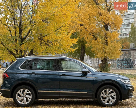 Синій Фольксваген Тігуан, об'ємом двигуна 1.97 л та пробігом 48 тис. км за 38200 $, фото 5 на Automoto.ua