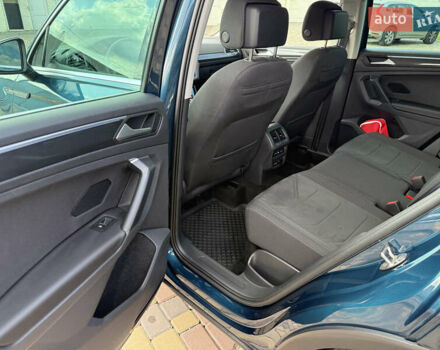 Синій Фольксваген Тігуан, об'ємом двигуна 1.97 л та пробігом 48 тис. км за 38200 $, фото 27 на Automoto.ua