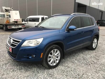 Синий Фольксваген Тигуан, объемом двигателя 1.6 л и пробегом 180 тыс. км за 9990 $, фото 1 на Automoto.ua
