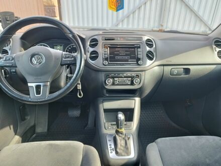 Синій Фольксваген Тігуан, об'ємом двигуна 2 л та пробігом 242 тис. км за 14600 $, фото 1 на Automoto.ua