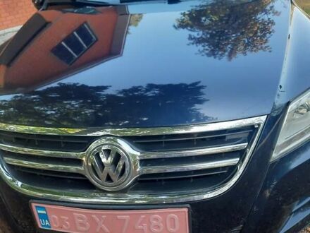 Фольксваген Тігуан 2011 у Буче на Automoto.ua Синій Фольксваген Тігуан, об'ємом двигуна 2 л та пробігом 170 тис. км за 9500 $, фото 1 на Automoto.ua