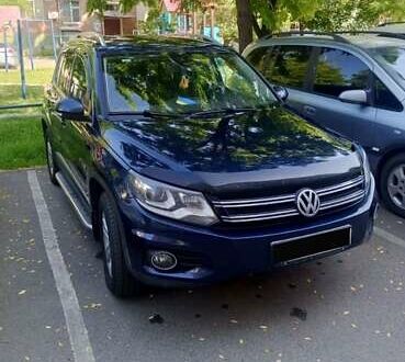 Синій Фольксваген Тігуан, об'ємом двигуна 1.97 л та пробігом 240 тис. км за 14500 $, фото 1 на Automoto.ua