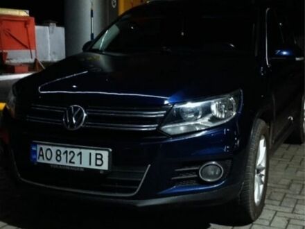 Синий Фольксваген Тигуан, объемом двигателя 2 л и пробегом 270 тыс. км за 13200 $, фото 1 на Automoto.ua