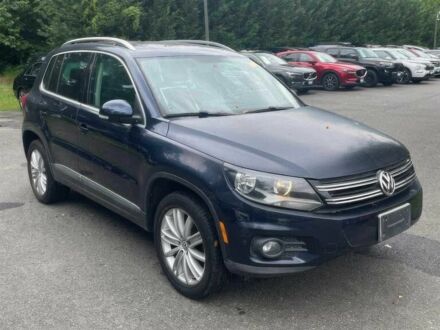 Синий Фольксваген Тигуан, объемом двигателя 2 л и пробегом 83 тыс. км за 2100 $, фото 1 на Automoto.ua