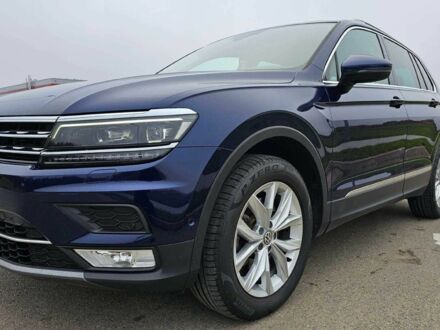 Синий Фольксваген Тигуан, объемом двигателя 0 л и пробегом 107 тыс. км за 8750 $, фото 1 на Automoto.ua