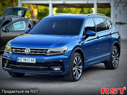 Фольксваген Тігуан 2018 у Запоріжжя на Automoto.ua Синій Фольксваген Тігуан, об'ємом двигуна 2 л та пробігом 82 тис. км за 24900 $, фото 1 на Automoto.ua