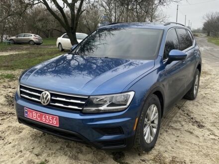 Синій Фольксваген Тігуан, об'ємом двигуна 2 л та пробігом 160 тис. км за 16700 $, фото 1 на Automoto.ua